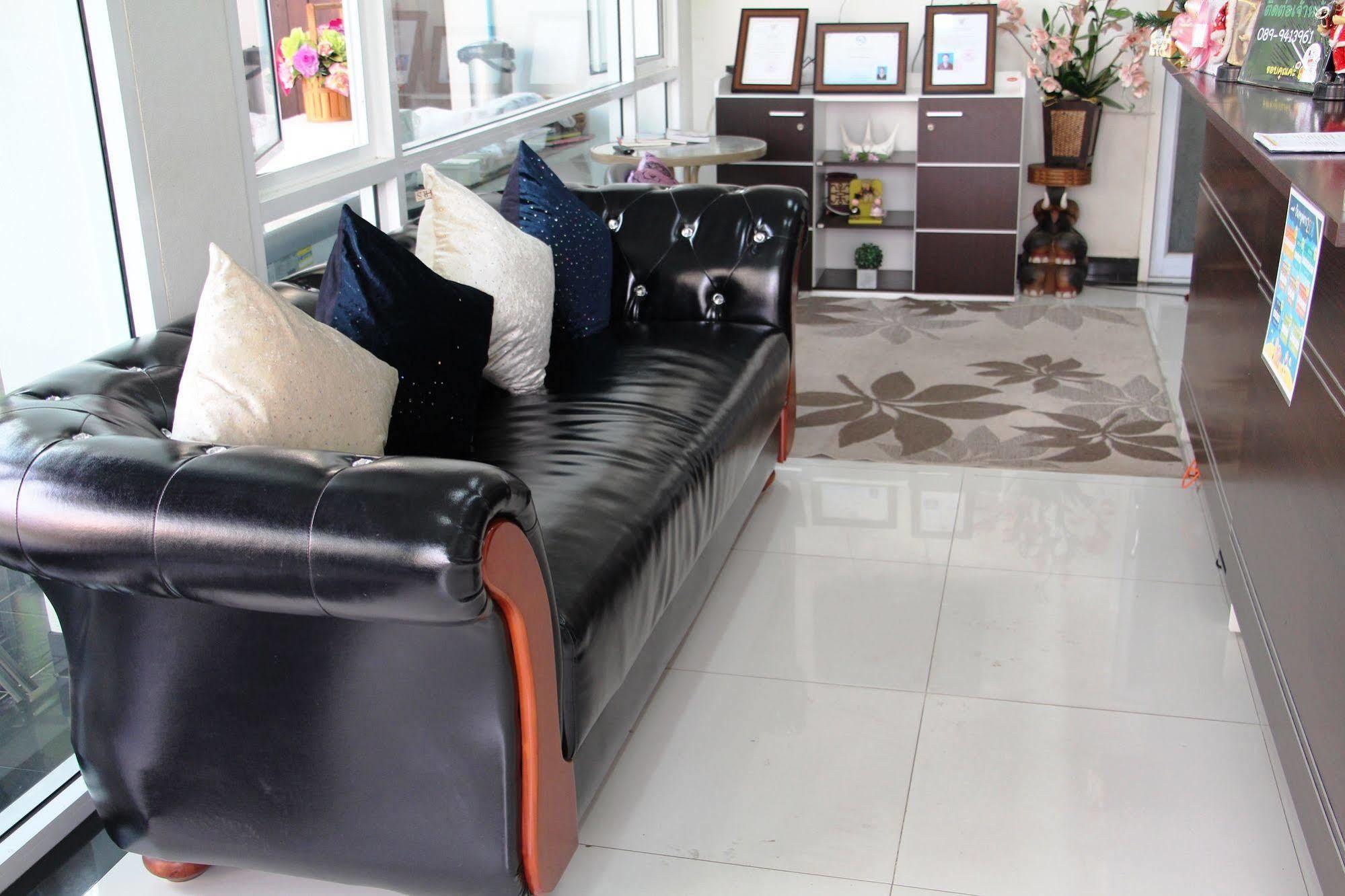 Modern Inn By Saifon Nong Khai Extérieur photo