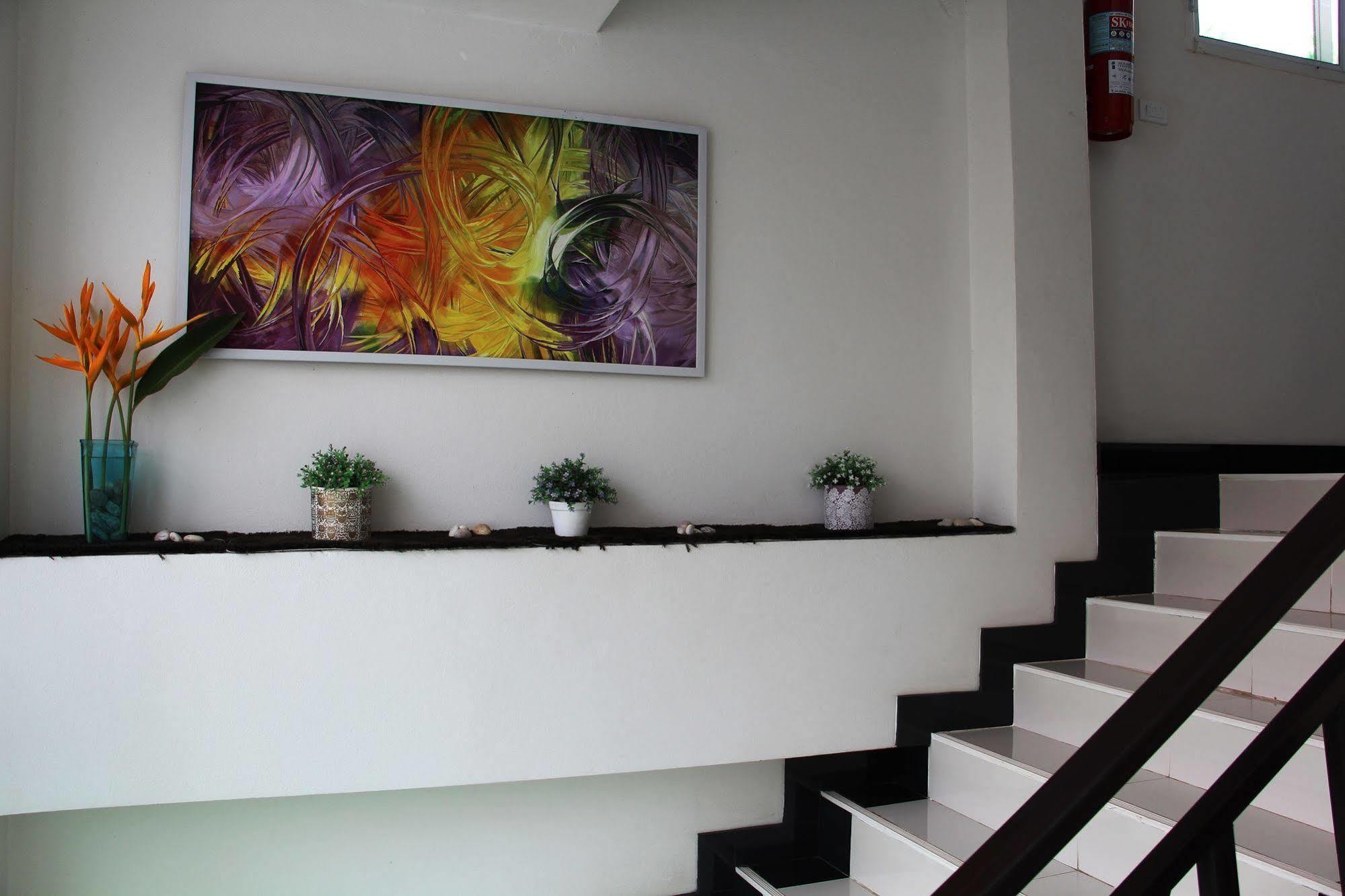 Modern Inn By Saifon Nong Khai Extérieur photo